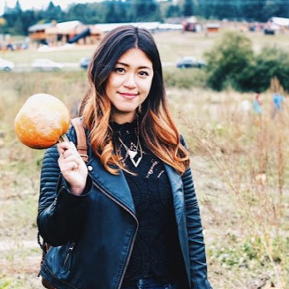 Meet your Posher, Erin - Picture 1 of 1